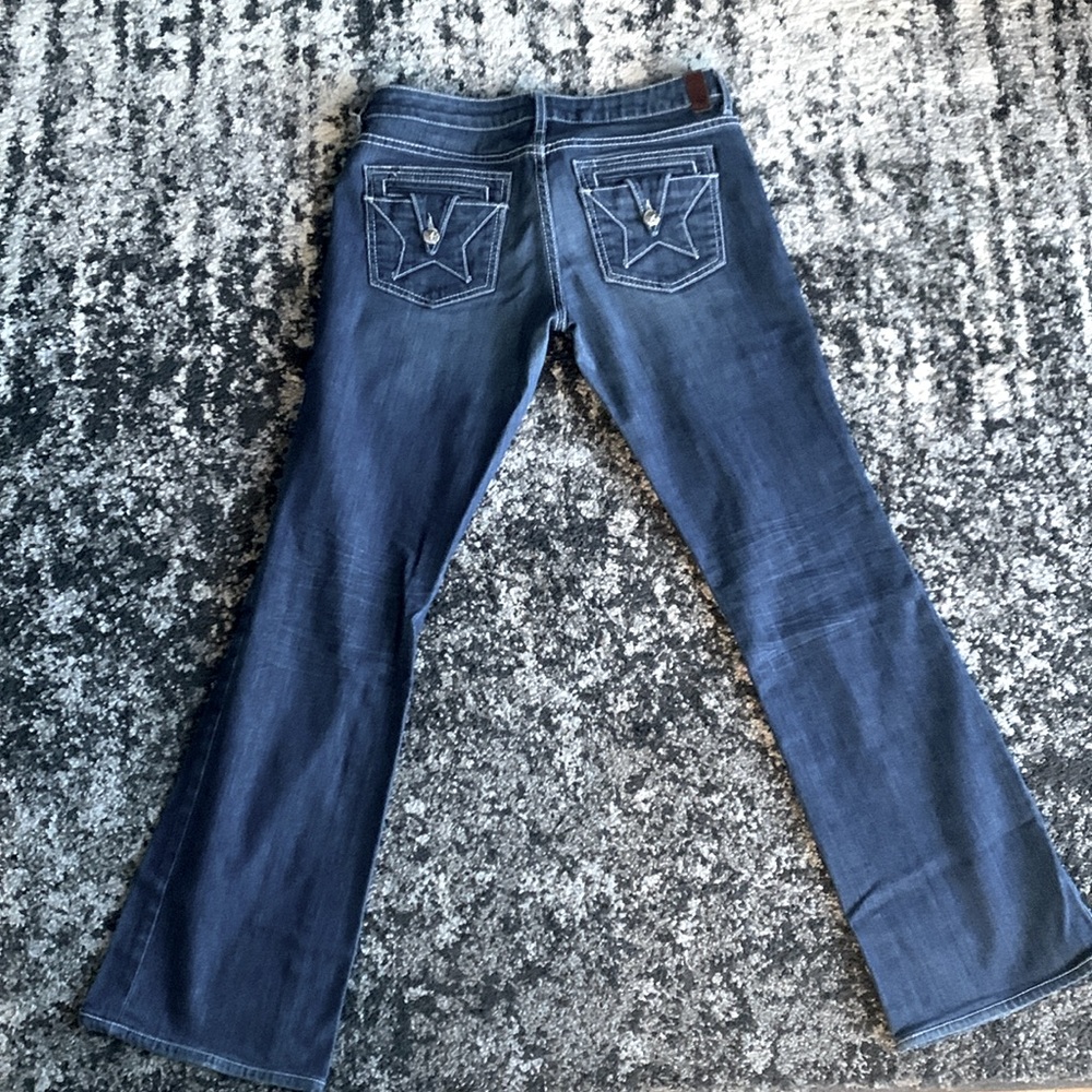 PEOPLE’S LIBERATION- EUC! Women’s Jeans with Star Back Pockets- Size 29